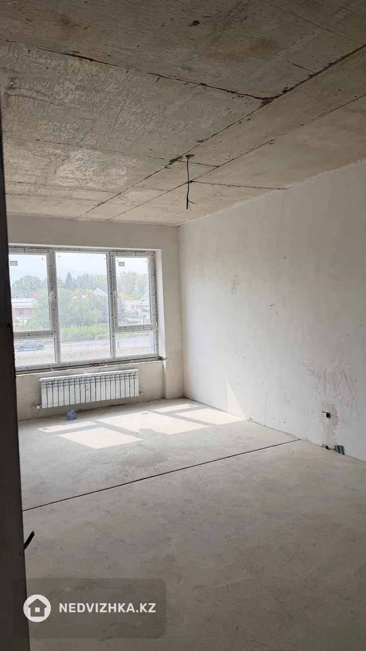 2-комнатная квартира, этаж 4 из 7, 62 м², фотография 4
