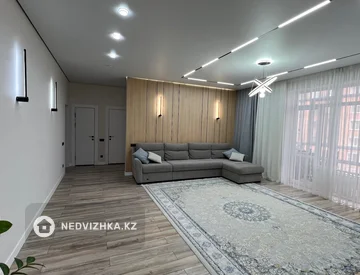 3-комнатная квартира, этаж 2 из 5, 107 м², миниатюра 2