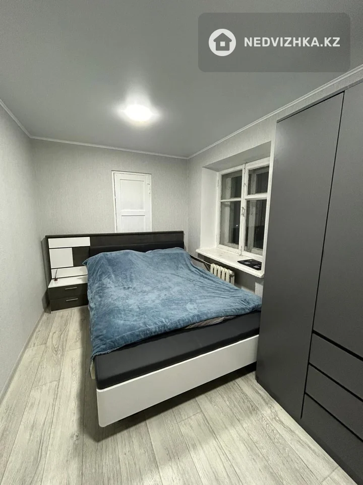 2-комнатная квартира, этаж 5 из 5, 42 м², фотография 2