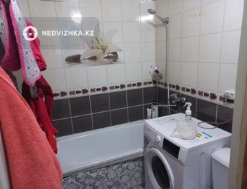 2-комнатная квартира, этаж 2 из 5, 42 м², миниатюра 4