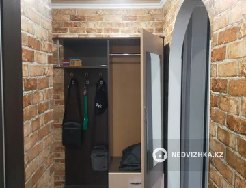1-комнатная квартира, этаж 5 из 5, 32 м², На длительный срок, миниатюра 4