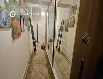 3-комнатная квартира, этаж 4 из 6, 104 м², миниатюра 3