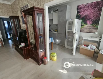 3-комнатная квартира, этаж 4 из 6, 104 м², миниатюра 4
