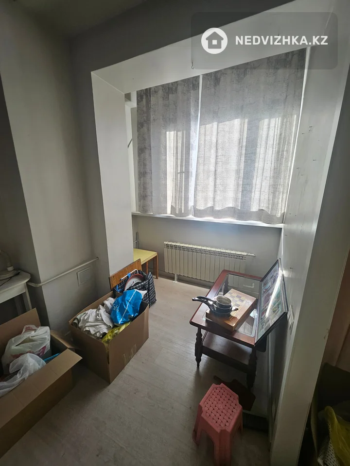 3-комнатная квартира, этаж 4 из 6, 104 м², фотография 5
