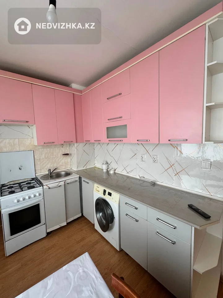 2-комнатная квартира, этаж 3 из 5, 63 м², фотография 5