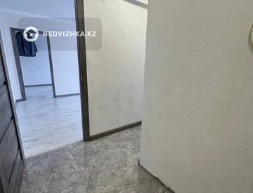 2-комнатная квартира, этаж 5 из 5, 44 м², миниатюра 12