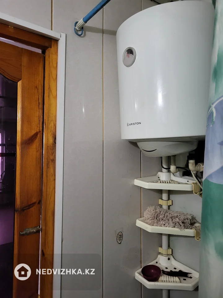 3-комнатная квартира, этаж 4 из 5, 57 м², фотография 3