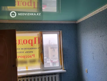 3-комнатная квартира, этаж 4 из 5, 57 м², миниатюра 5