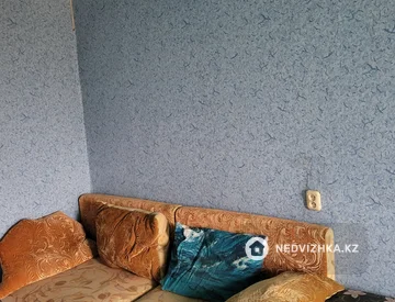 3-комнатная квартира, этаж 4 из 5, 57 м², миниатюра 6