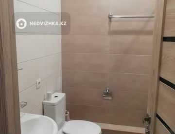 3-комнатная квартира, этаж 5 из 6, 56 м², миниатюра 5