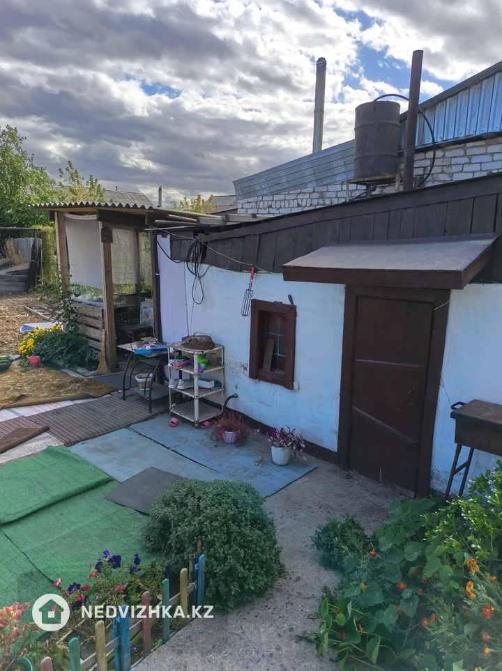 4-комнатная часть дома, 5 соток, 67 м², фотография 3