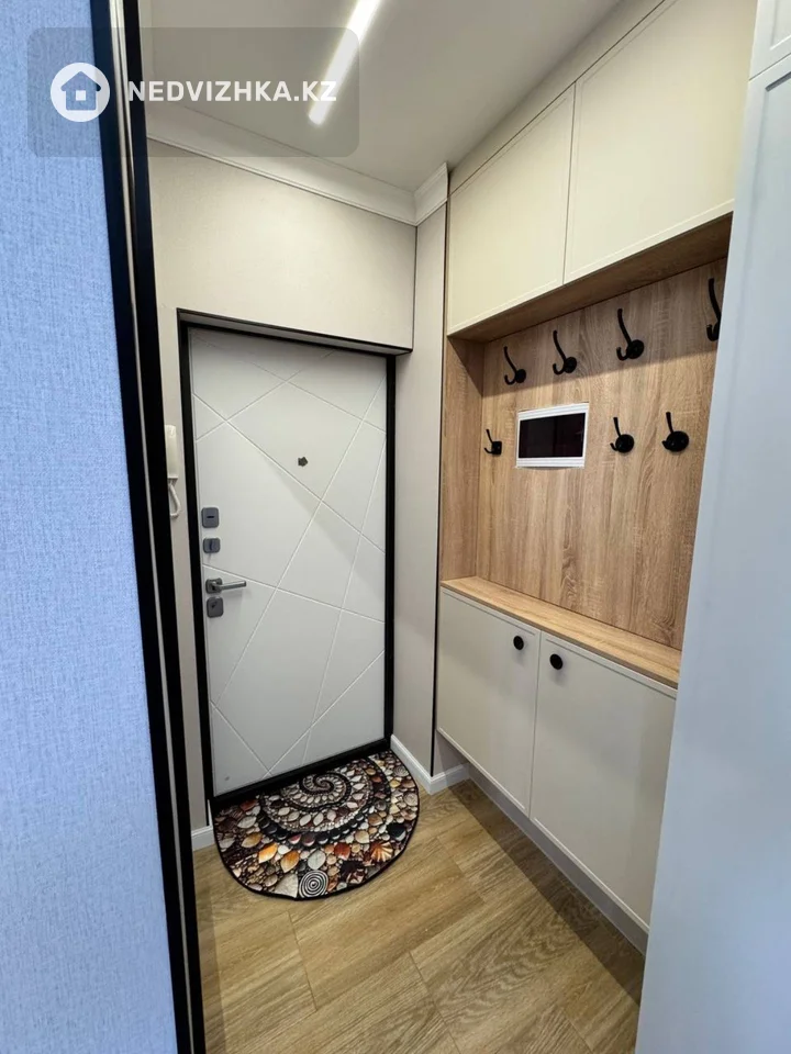 4-комнатная квартира, этаж 4 из 5, 71 м², 5-фотосурет