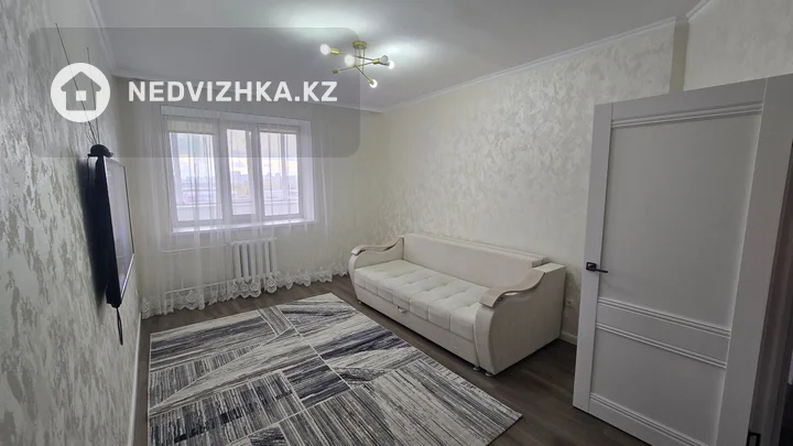 1-бөлмелі пәтер, қабат 11 барлық қабат саны 13, 46 м²
