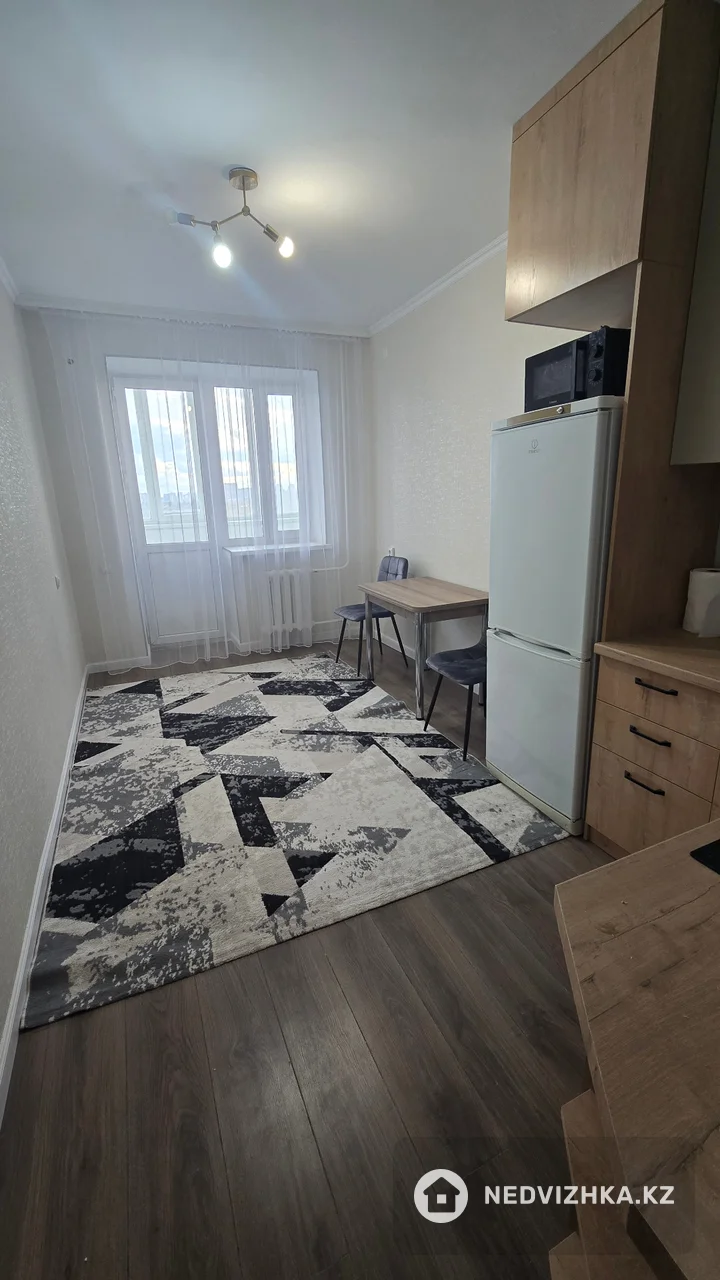 1-бөлмелі пәтер, қабат 11 барлық қабат саны 13, 46 м²