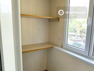 3-комнатная квартира, этаж 2 из 5, 60 м², миниатюра 3