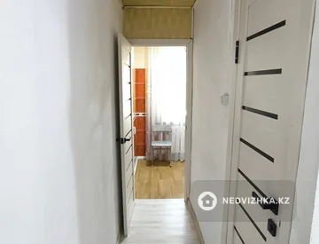 3-комнатная квартира, этаж 2 из 5, 60 м², миниатюра 10