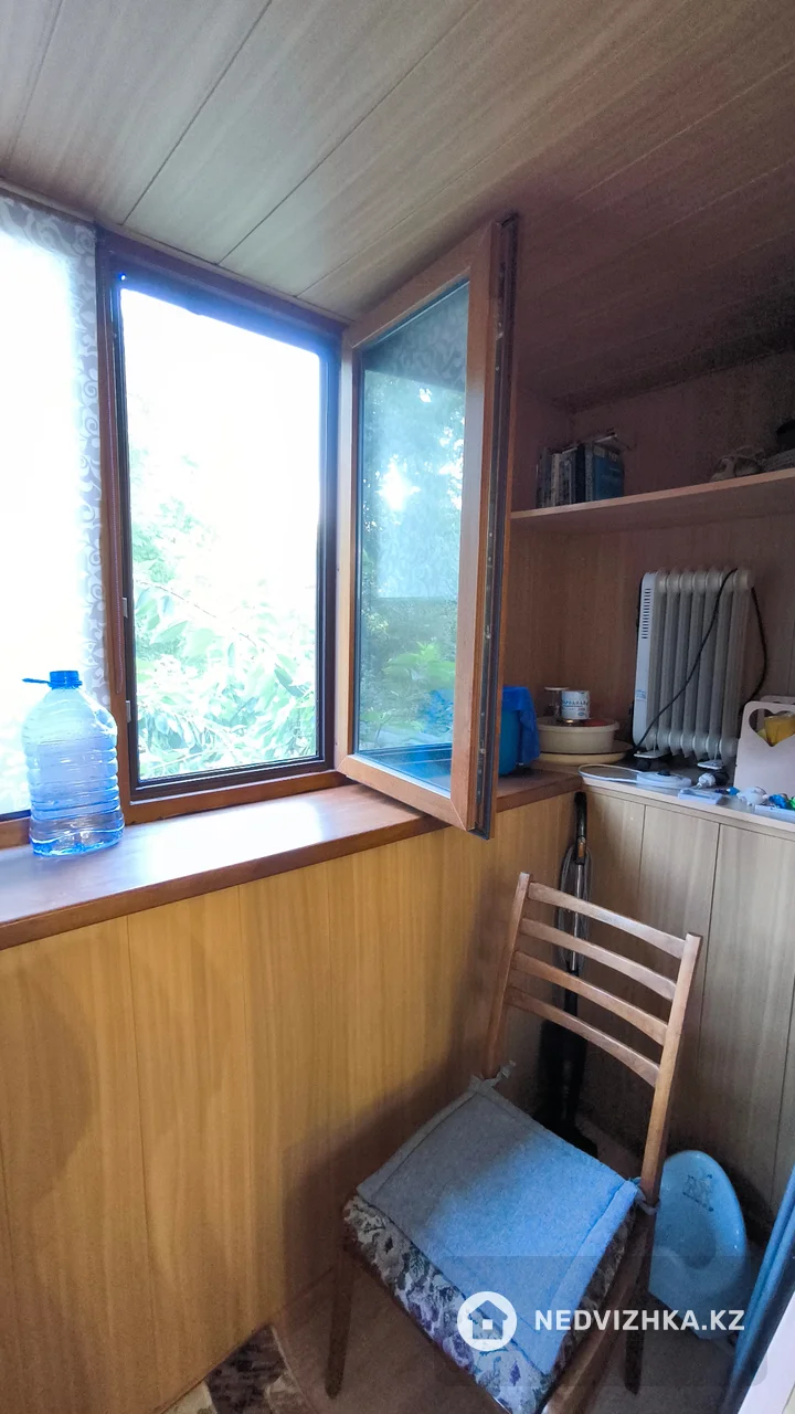 3-комнатная квартира, этаж 2 из 5, 60 м², фотография 5
