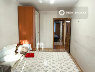 3-комнатная квартира, этаж 2 из 5, 60 м², миниатюра 9