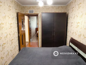 3-комнатная квартира, этаж 2 из 5, 60 м², миниатюра 11