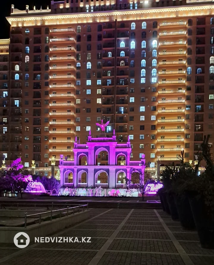 2-комнатная квартира, этаж 4 из 14, 73 м²