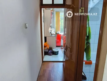 3-комнатная квартира, этаж 2 из 5, 60 м², миниатюра 9