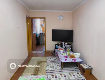 3-комнатная квартира, этаж 2 из 5, 60 м², миниатюра 8