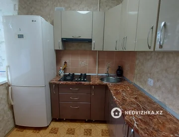 2-комнатная квартира, этаж 3 из 5, 46 м², миниатюра 5