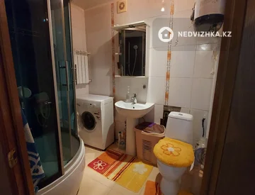 2-комнатная квартира, этаж 3 из 5, 46 м², миниатюра 6
