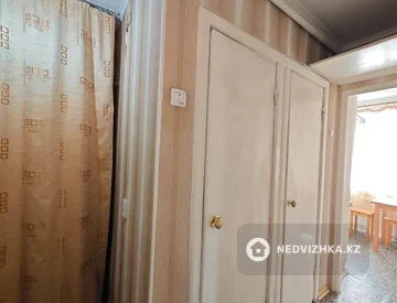 2-комнатная квартира, этаж 2 из 9, 43 м², миниатюра 3