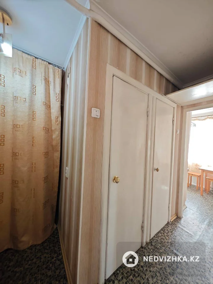 2-комнатная квартира, этаж 2 из 9, 43 м², фотография 3