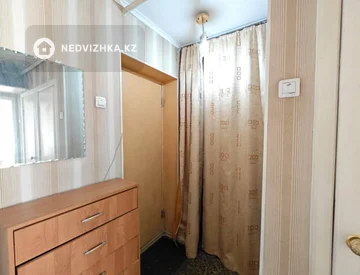 2-комнатная квартира, этаж 2 из 9, 43 м², миниатюра 2