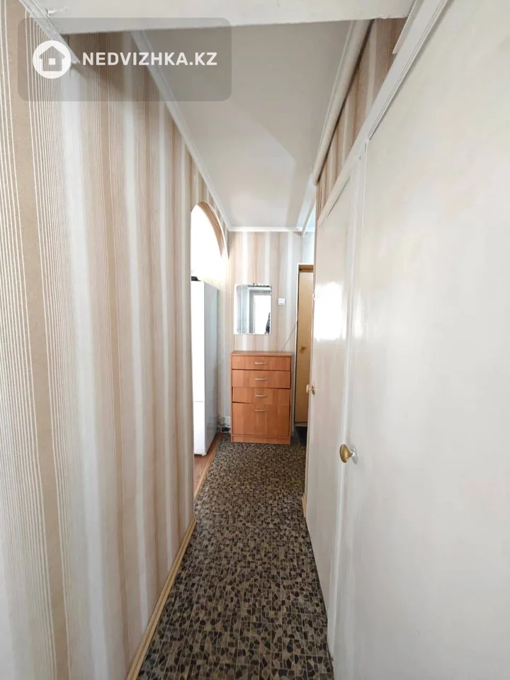2-комнатная квартира, этаж 2 из 9, 43 м², фотография 4