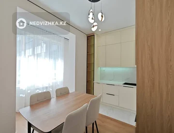 2-комнатная квартира, этаж 13 из 17, 67 м², миниатюра 12