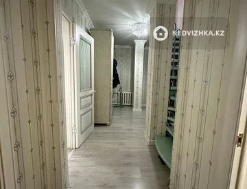 4-комнатная квартира, этаж 1 из 5, 128 м², миниатюра 2