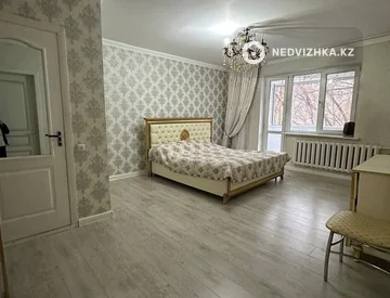 4-комнатная квартира, этаж 1 из 5, 128 м², миниатюра 10