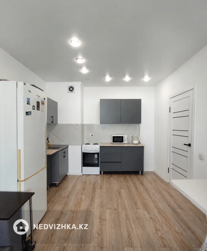 2-бөлмелі пәтер, қабат 2 барлық қабат саны 10, 42 м², 3-фотосурет