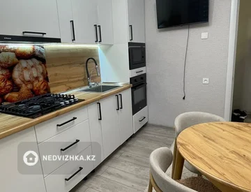 3-комнатная квартира, этаж 6 из 9, 65 м², миниатюра 4