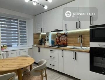 3-комнатная квартира, этаж 6 из 9, 65 м², миниатюра 11