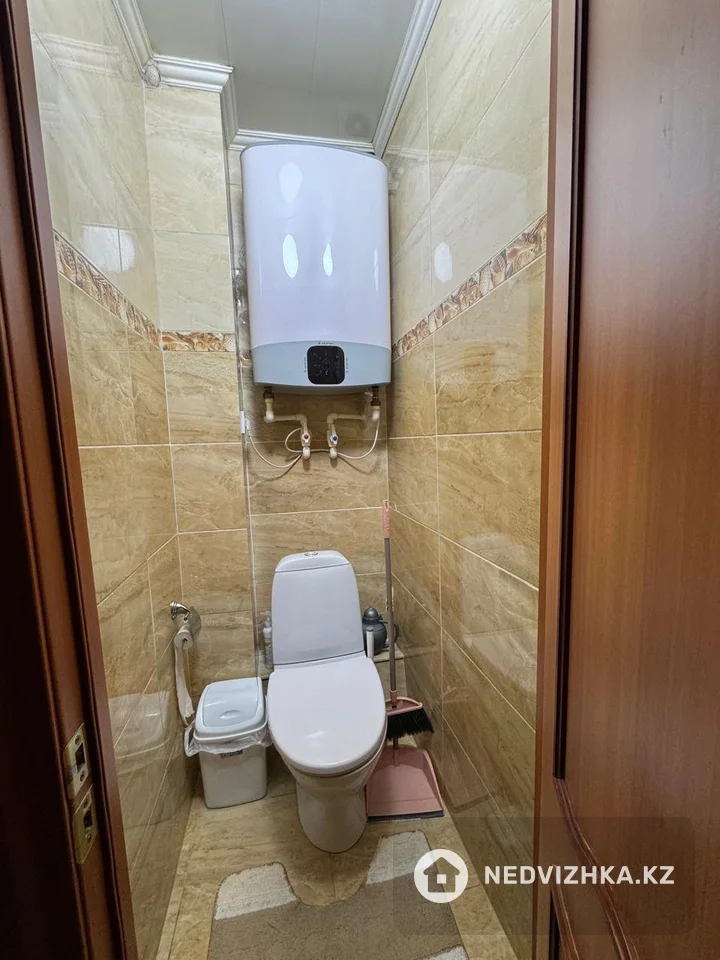 2-комнатная квартира, этаж 1 из 10, 53 м², фотография 4