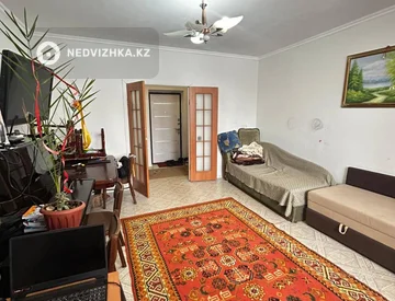 2-комнатная квартира, этаж 1 из 10, 60 м², миниатюра 1