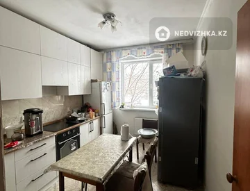 2-комнатная квартира, этаж 1 из 10, 60 м², миниатюра 5