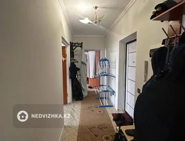 2-комнатная квартира, этаж 1 из 10, 60 м², миниатюра 7