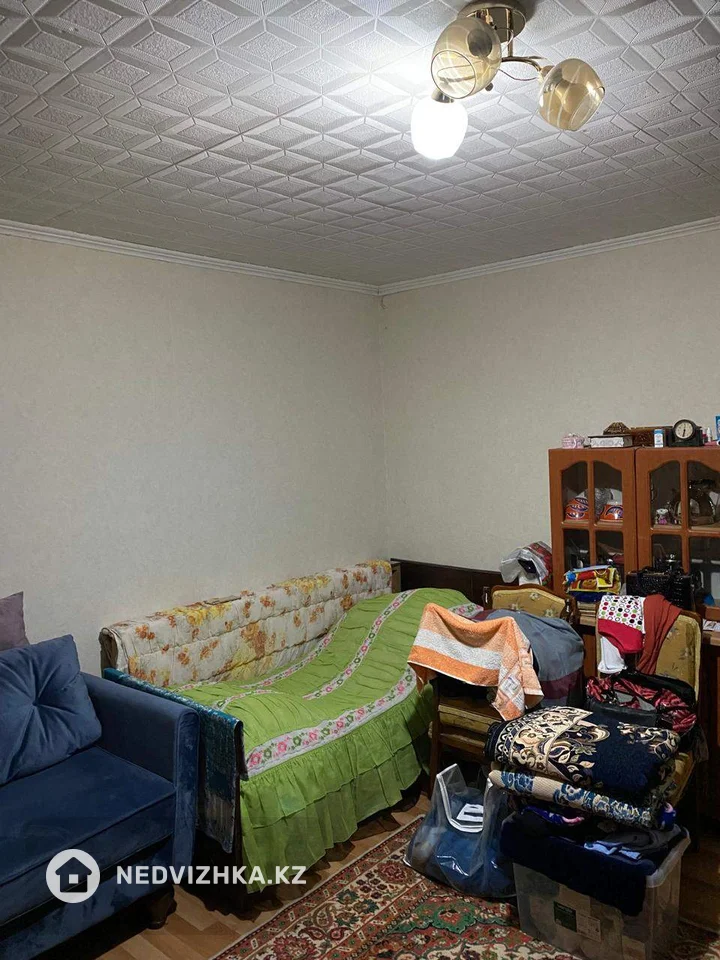 1-комнатная квартира, этаж 1 из 5, 46 м², фотография 5