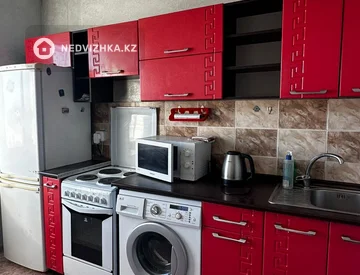 1-комнатная квартира, этаж 10 из 10, 38 м², миниатюра 5