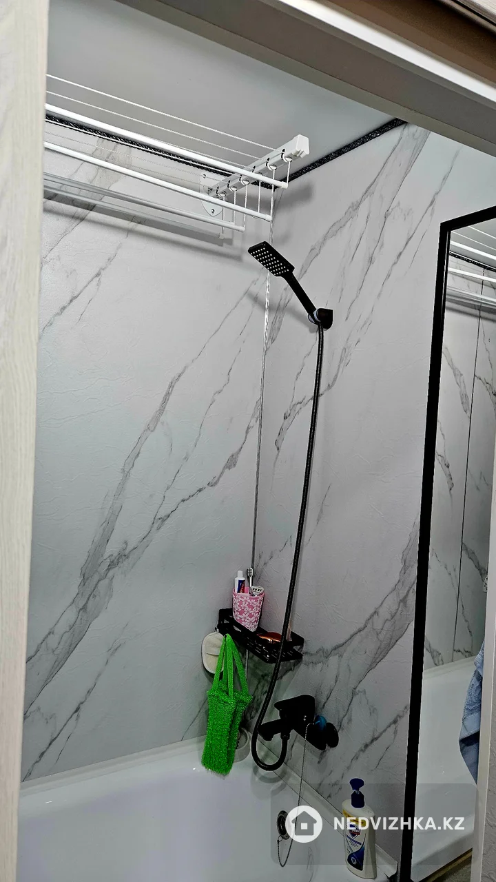 1-комнатная квартира, этаж 4 из 5, 18 м², фотография 3