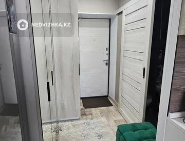 1-комнатная квартира, этаж 4 из 5, 18 м², миниатюра 9