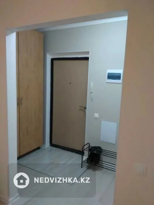 1-комнатная квартира, этаж 2 из 8, 32 м², фотография 4