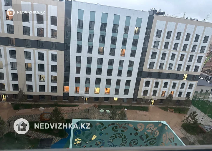 3-комнатная квартира, этаж 9 из 12, 93 м², фотография 3