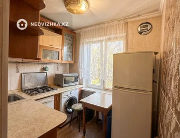 1-комнатная квартира, этаж 4 из 4, 32 м², миниатюра 7