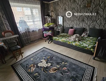 1-комнатная квартира, этаж 3 из 5, 30 м², миниатюра 1